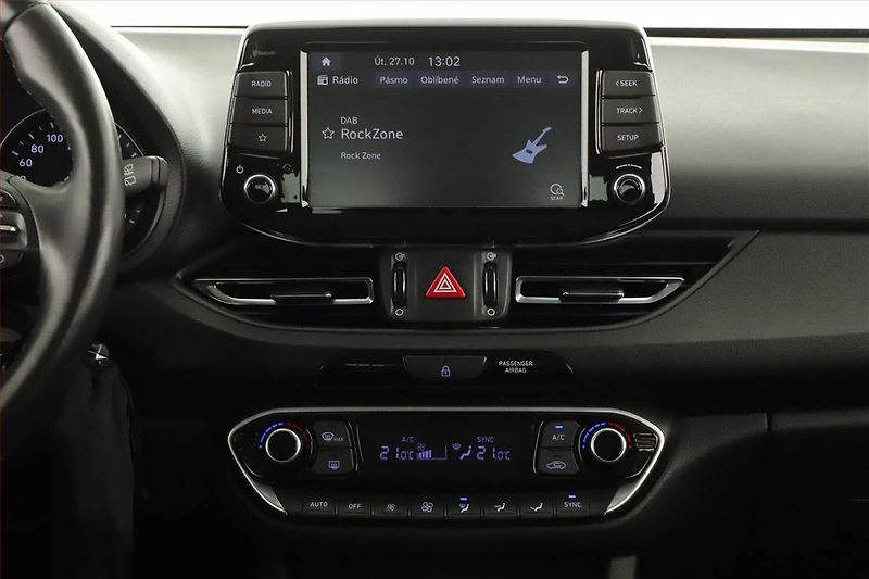 Hyundai i30 (2023) 1.0 T-GDI, Automat, ČR,1.maj - fotka 10 z 14