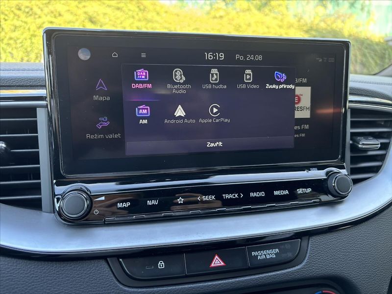 Kia Ceed 1,5 TGDi GT Line 1.ČR TAŽNÉ - fotka 24 z 47