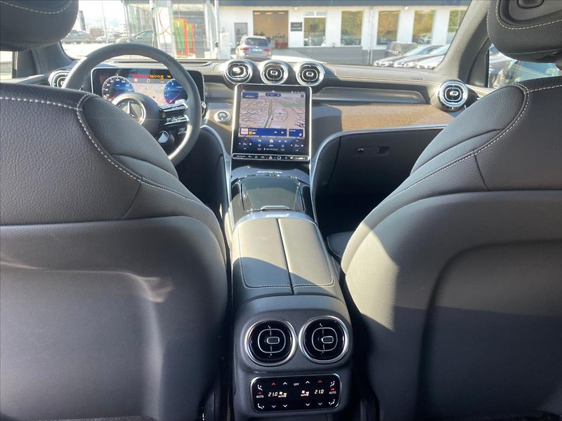 Mercedes-Benz GLC 3.0 Mercedes-AMG 53 4MATIC+ ku - fotka 14 z 26