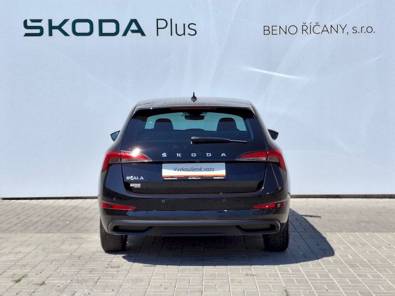 Škoda Scala (2023) Style DSG 1,5TSi 110kW - fotka 12 z 33