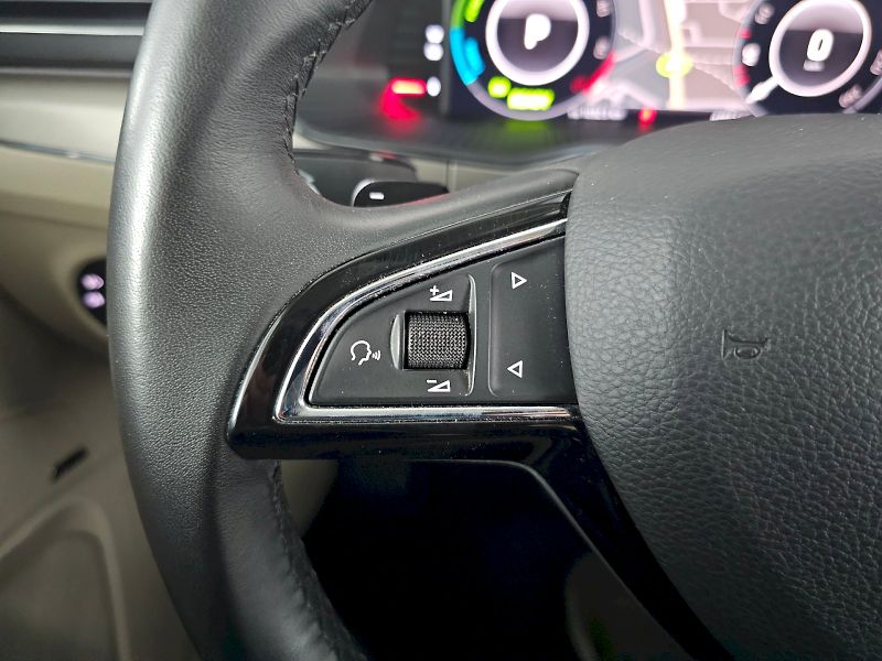 Škoda Superb (2019) 1.4PHEV 160kW LAURIN a KLEMENT - fotka 10 z 30