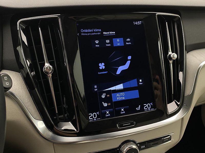 Volvo V60 B5 INSCRIPTION AUT CZ - fotka 36 z 42