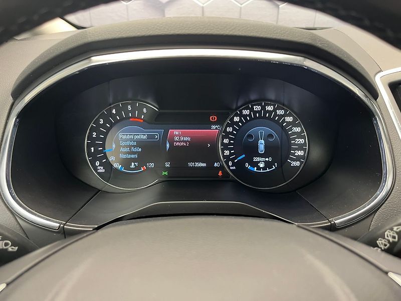 Ford S-MAX 2.0 EB Titanium mauál - fotka 13 z 51