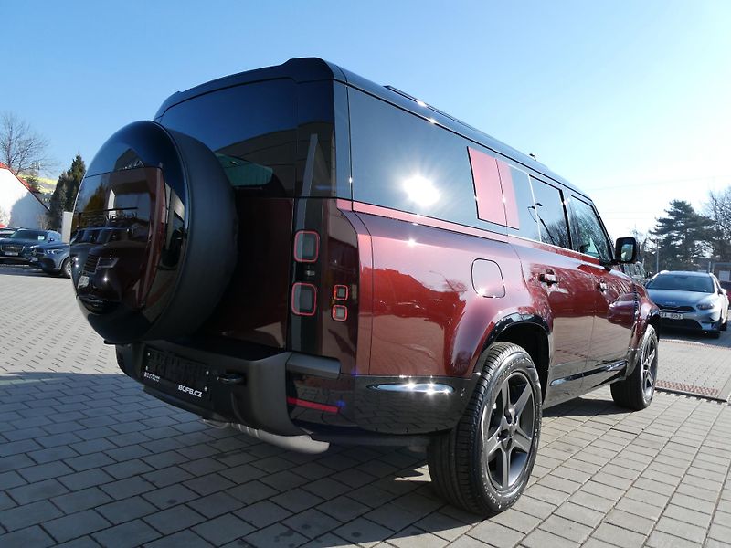 Land Rover Defender (2026) 130 3,0 X-Dynamic SE D350 - fotka 7 z 41