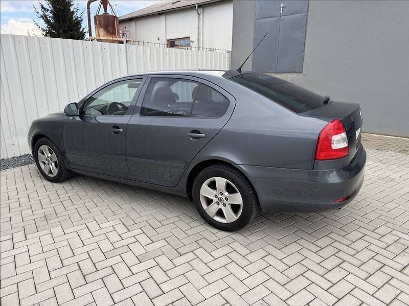 Škoda Octavia 1,8 TSI klima 1.maj. původ ČR - fotka 8 z 50