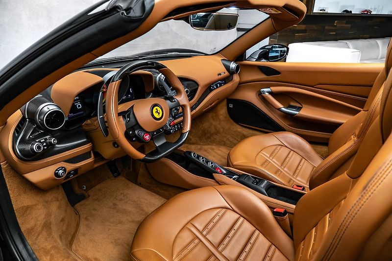 Ferrari F8 Lift, 360, Daytona, Passenger - fotka 14 z 28