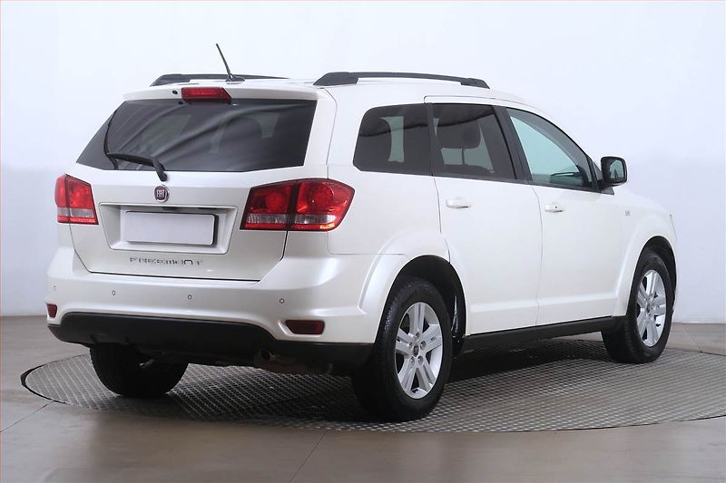 Fiat Freemont (2014) 2.0 MultiJet, 7 míst, Tempomat - fotka 5 z 22
