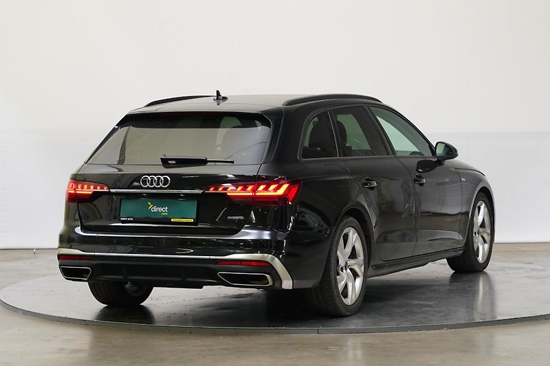 Audi A4 - fotka 3 z 6
