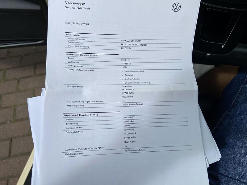Volkswagen Passat (2017) 2.0Tdi 110kw DSG - fotka 35 z 38