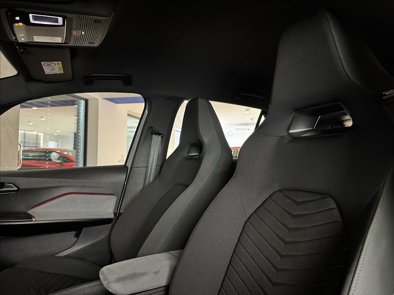 Cupra Born 150kW LED Tepelko Kessy - fotka 25 z 50