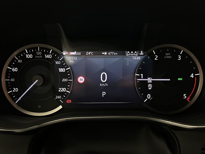 Jaguar F-Pace D200 R-DYNAMIC SE AWD AUT  - fotka 23 z 49