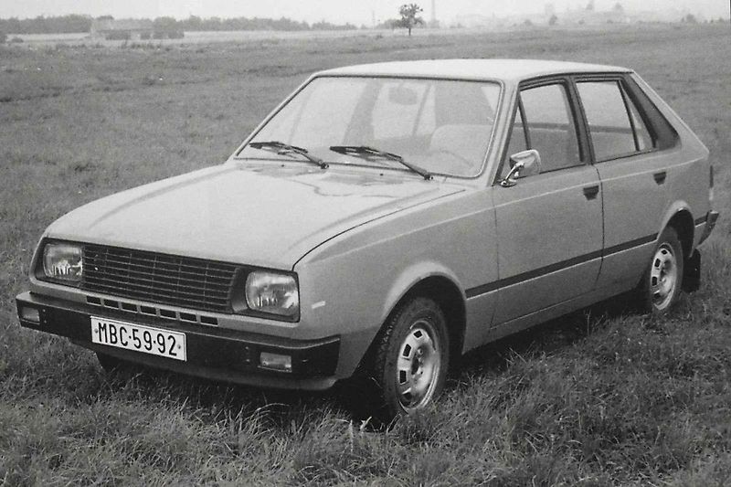 Jeden z prototypů zamýšleného vozu - tento vznikl v BAZ Bratislava