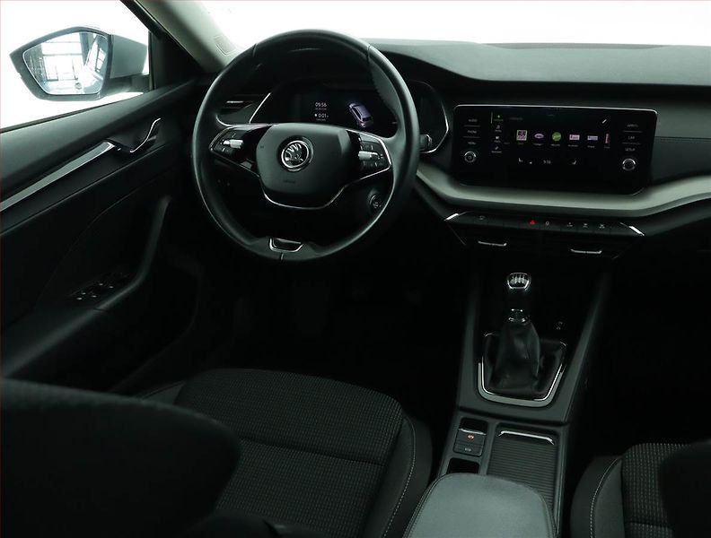 Škoda Octavia (2022) Ambition 2.0 TDI, ČR,1.maj - fotka 7 z 15