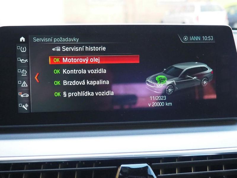 BMW Řada 5 (2018) 520d xDrive, HeadUp, Key - fotka 36 z 41