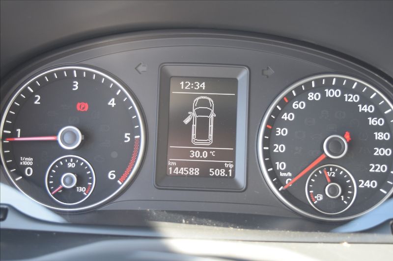 Volkswagen Caddy 2,0 TDI 75KW ODPOČET 2XPNEU - fotka 39 z 50