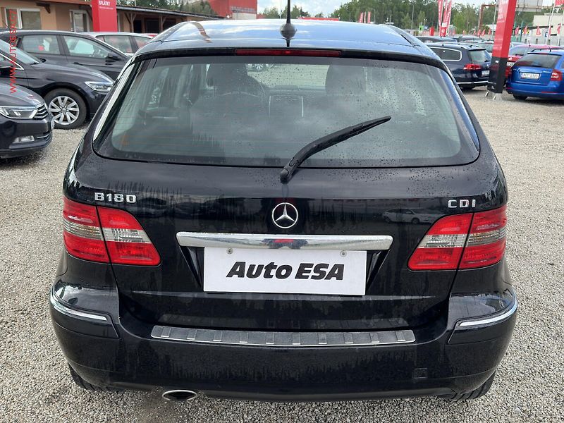 Mercedes-Benz Třídy B (2011) 2.0d, ČR - fotka 5 z 16