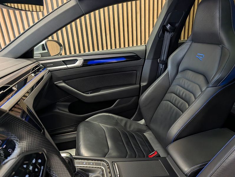 Volkswagen Arteon Shooting Brake 2.0 TSI R 235KW Shooting Brake - fotka 20 z 32
