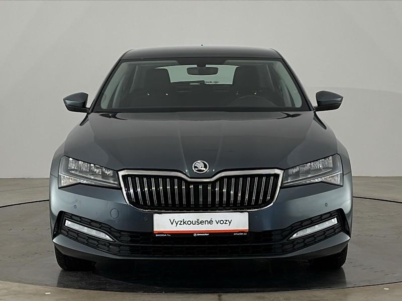 Škoda Superb Ambition DSG - fotka 4 z 28