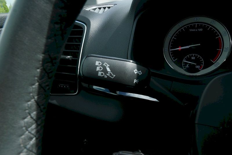 Škoda Karoq (2020) 1.5 TSI 110 kW M6° STYLE - fotka 14 z 35