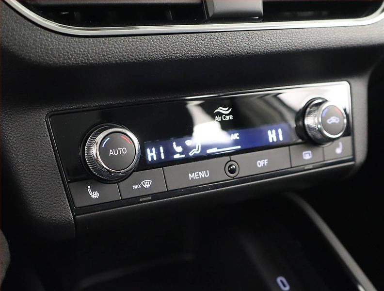 Škoda Kamiq (2022) 1.0 TSI - fotka 18 z 22