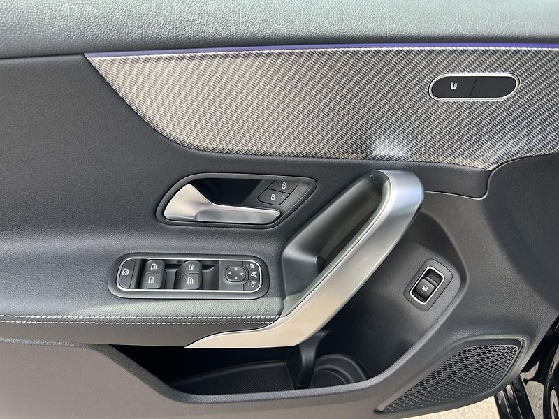 Mercedes-Benz Třídy A 250e s hybridní technologií EQ - fotka 10 z 23