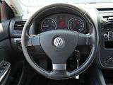 Volkswagen Golf (2009) 1.9 TDi, ČR, AC, výhřev sed - náhled 12