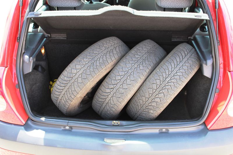 Renault Clio (2006) 1.2i KOUPENO ČR, 2x SADA KOL - fotka 16 z 16