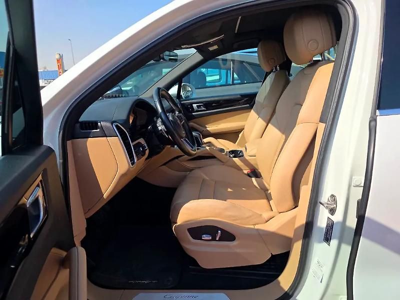 Porsche Cayenne (2018) Modernizovaná verze - fotka 11 z 13