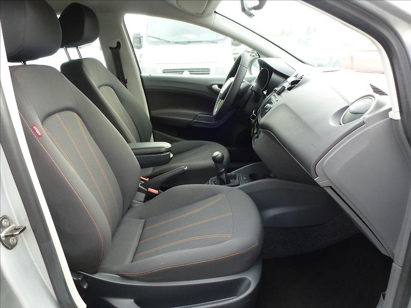 Seat Ibiza 1,2 TDI 3,4-3,9 l/100km  EcoMo - fotka 25 z 48