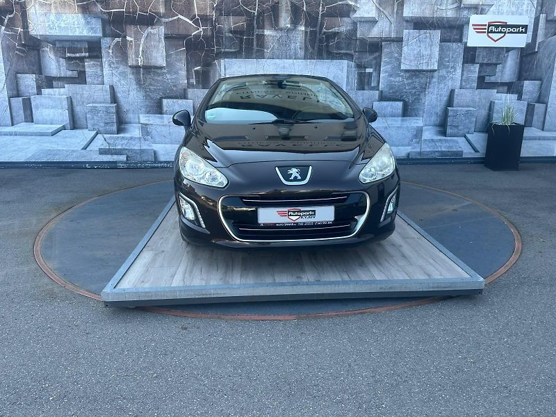 Peugeot 308 (2012) CC, 2.0HDi, 120KW - fotka 3 z 27