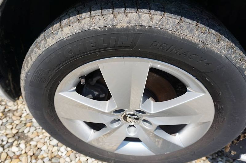 Škoda Scala (2021) 1.0 1,Majitel  nové v ČR 81KW - fotka 31 z 33