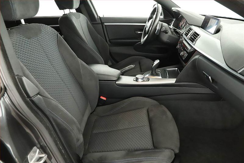 BMW Řada 4 (2019) M Paket 420d xDrive - fotka 7 z 20