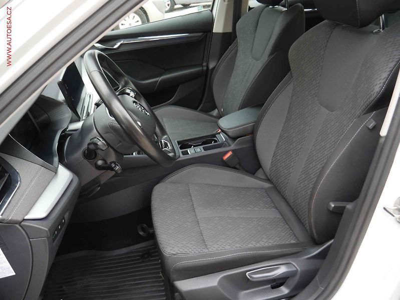 Škoda Octavia (2020) 2.0 TDi, ČR, Style Plus - fotka 9 z 20