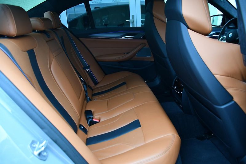 BMW M5 COMP.HUD H/K CARBON CERAMIC ČR - fotka 22 z 45