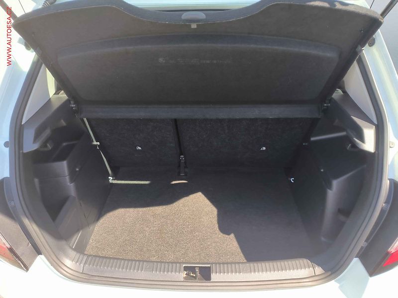Škoda Fabia (2019) 1.0 MPi, Active, AC - fotka 7 z 16