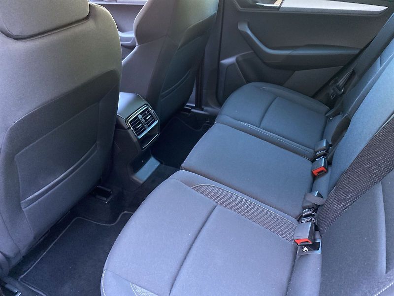 Škoda Karoq (2023) 2.0 TDI 4x4 DSG Ambition - fotka 9 z 32