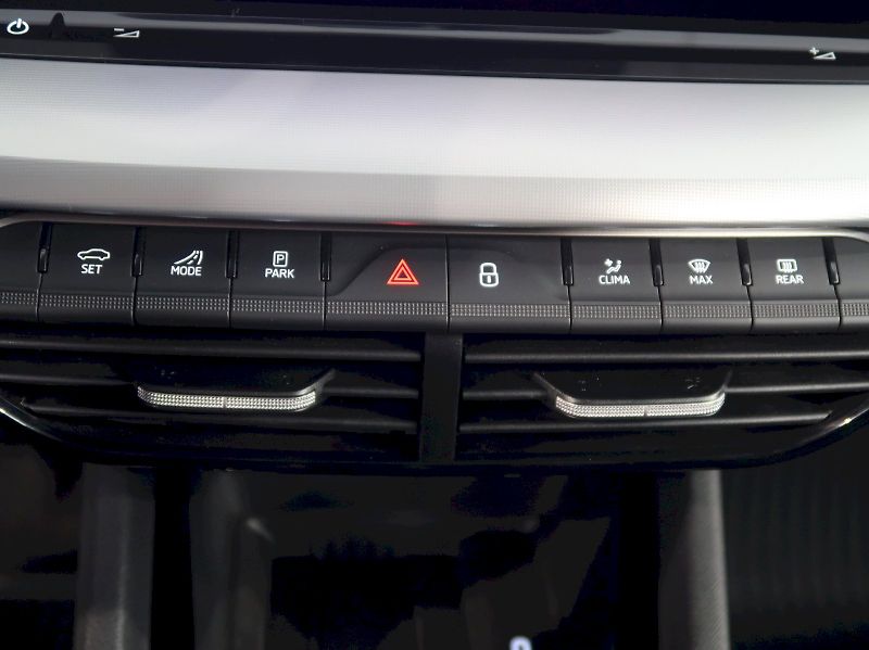 Škoda Octavia (2024) SELECTION 2.0TDI 85KW MATRIX - fotka 32 z 37