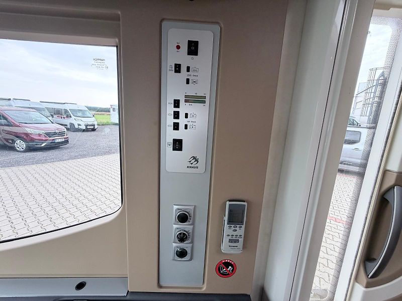 Knaus (2011) Sun Liner R12 - fotka 31 z 32