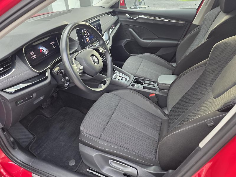 Škoda Octavia (2023) 2.0TDI DSG STYLE TAŽNÉ FULLLED - fotka 7 z 24
