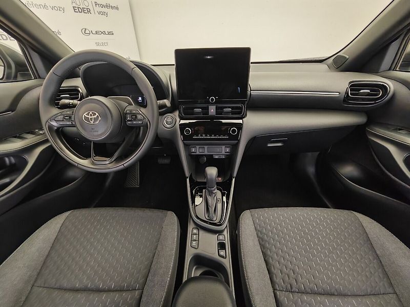 Toyota Yaris Cross 1.5 TNGA HEV 1 CVT Style 2x4 - fotka 10 z 36