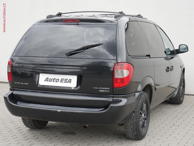 Chrysler Voyager (2005) 2.8CRD, AT, autoAC - fotka 4 z 16