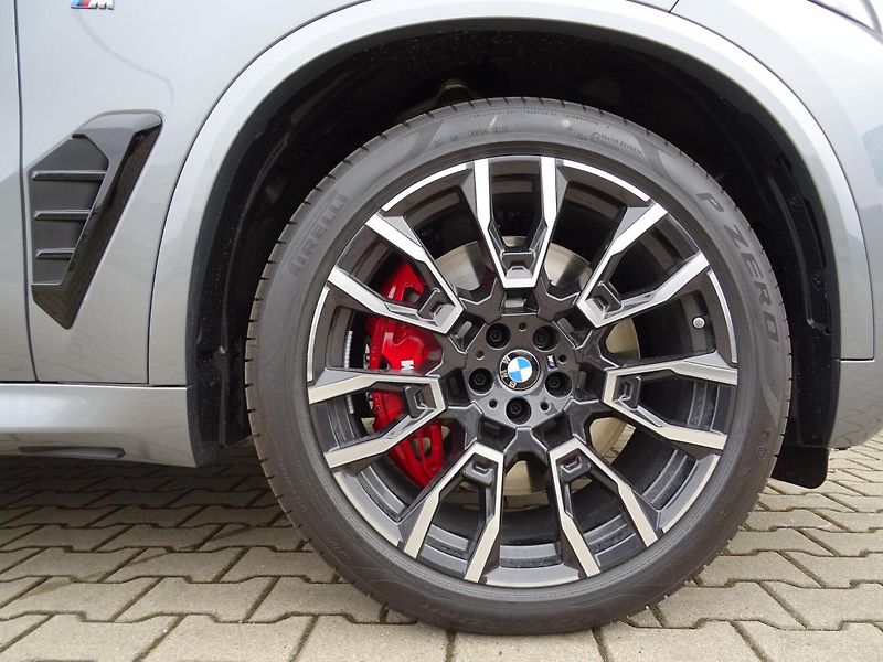 BMW X5 xDrive50e - fotka 6 z 6