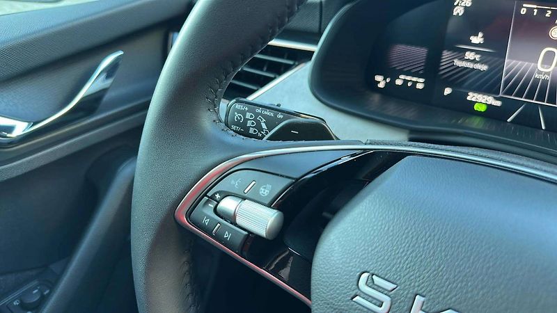 Škoda Kamiq Top Selection 1,0TSI 85kW DSG/ - fotka 10 z 27