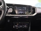Opel Mokka (2022) Electric 50 kWh, SoH 99% - náhled 12