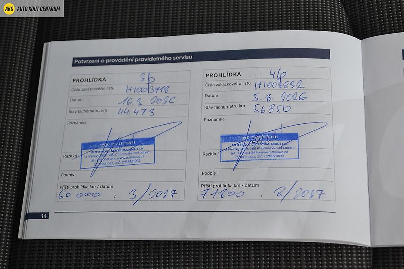 Hyundai i30 WG 1,5I MT SMART FL NAVI - fotka 43 z 45