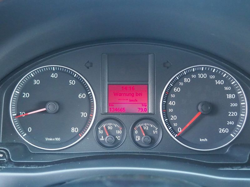 Volkswagen Golf Plus (2006) 1.6i, Edice Goal, AC - fotka 19 z 32