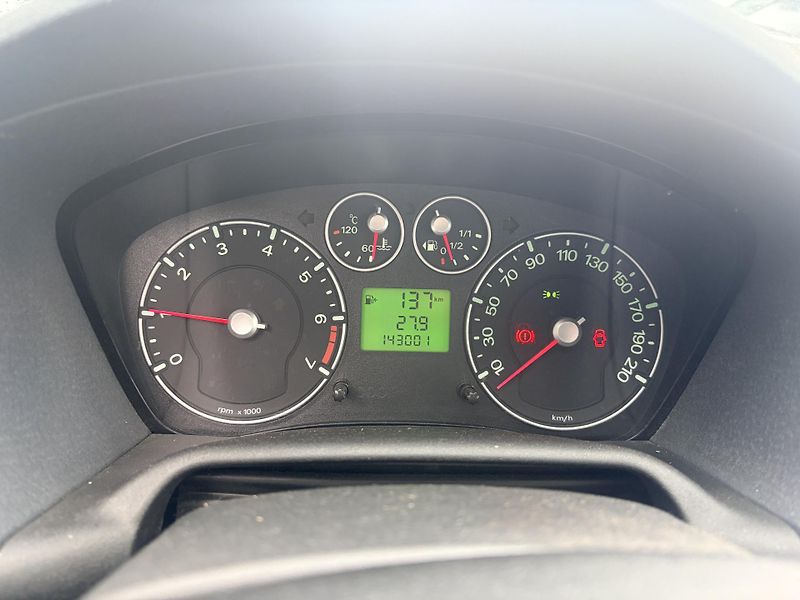 Ford Fusion 1.4 DURATEC LPG - fotka 8 z 14