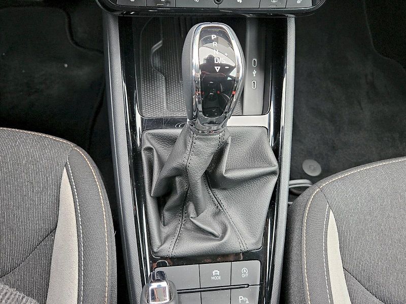 Škoda Kamiq (2024) TOP SELECTION TSI 85/1.0 A7F - fotka 14 z 28