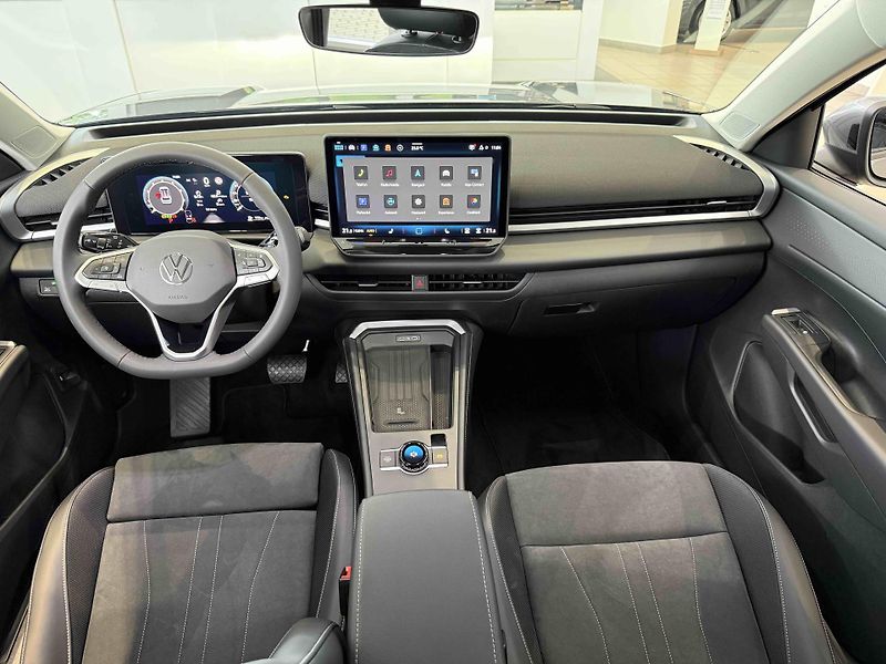 Volkswagen T-Roc (2026) 1,5 eTSI 110 kW 7DSG - fotka 6 z 6