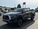 Toyota Hilux 2.8D, Executive, DPH, 8tis km - náhled 1